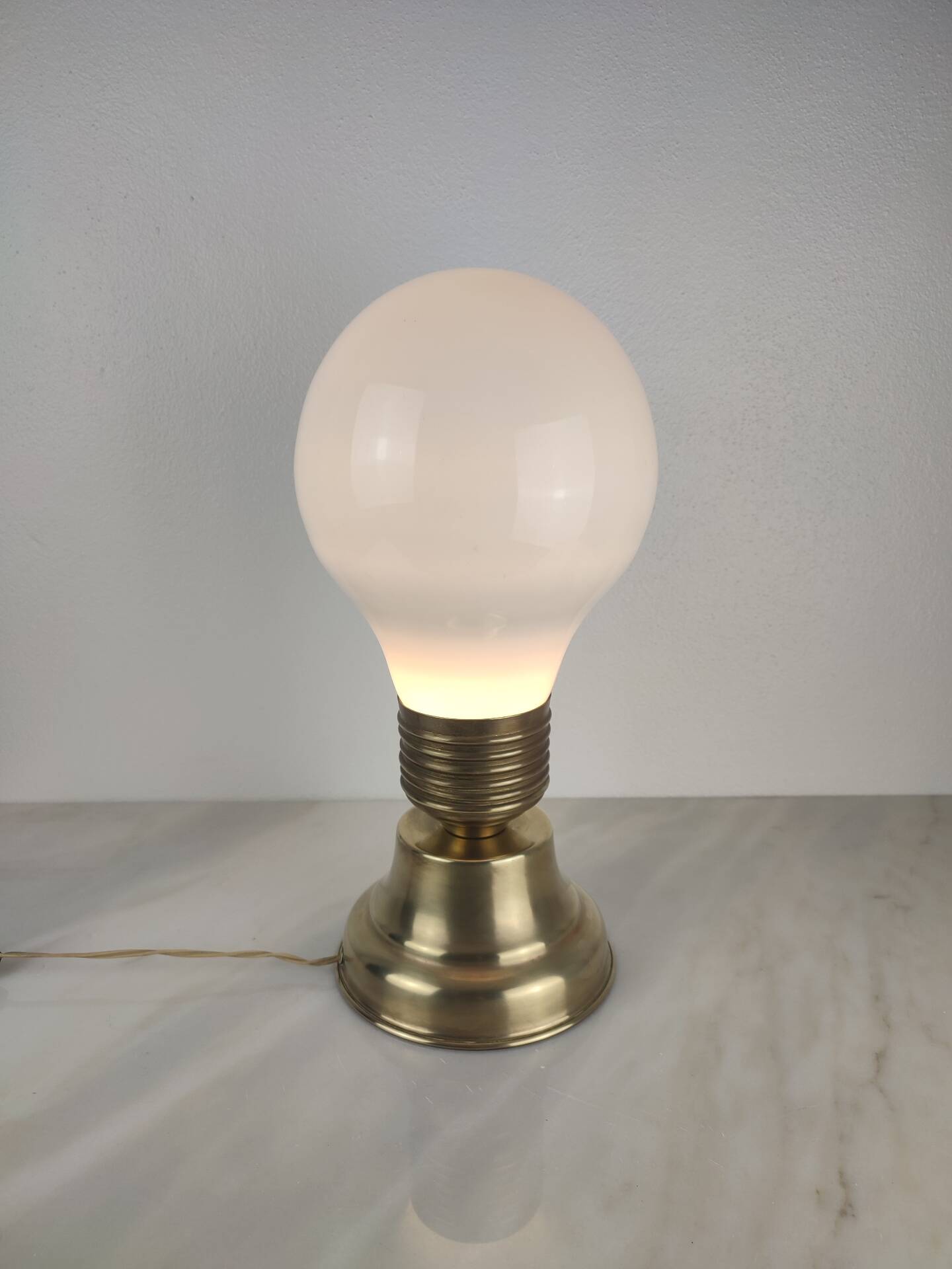 Table Lamp "Giant Bulb" – Vintage Pop Art & Space Age Design (Year)