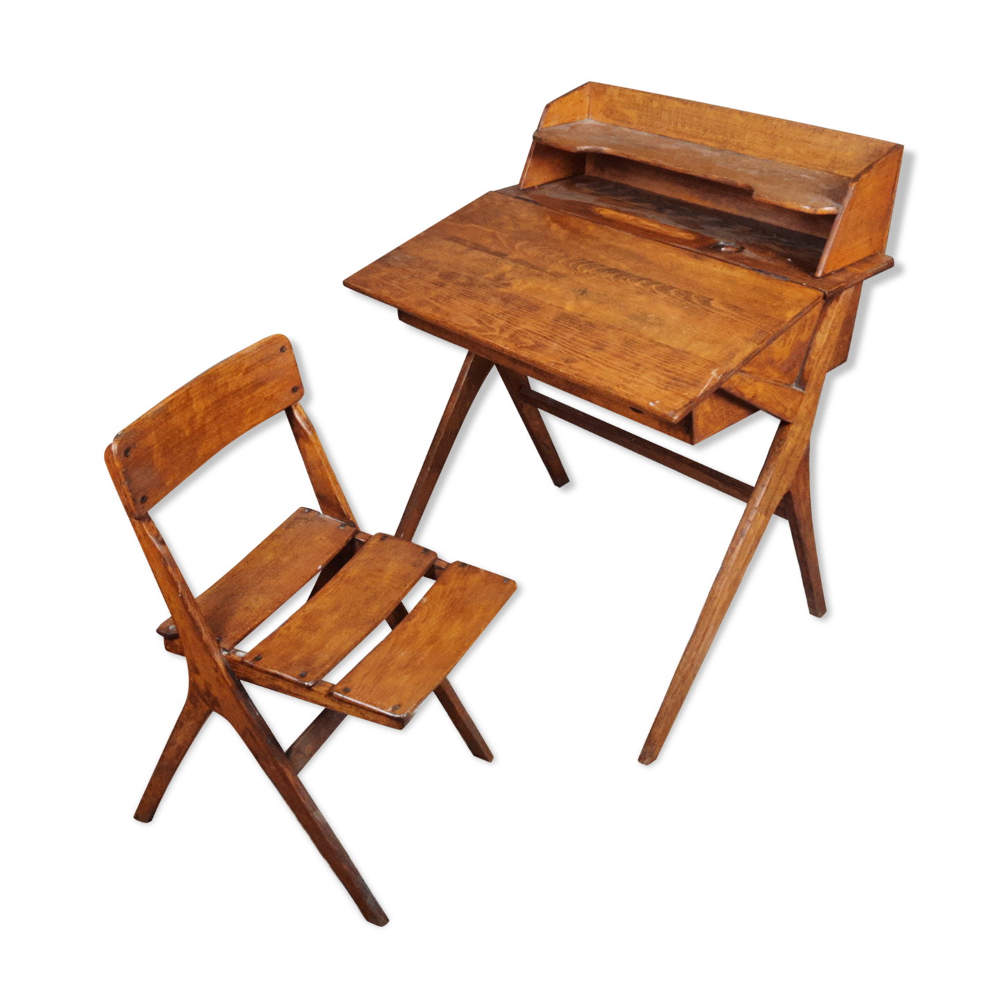 Scandinavian children's desk with its chair