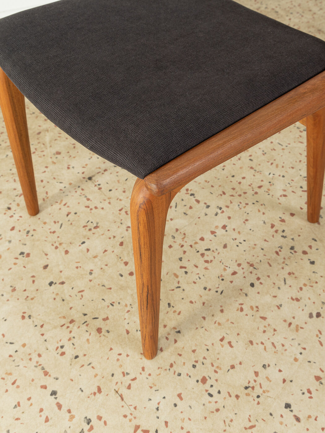Boomerang Dining chairs by Alfred Christensen