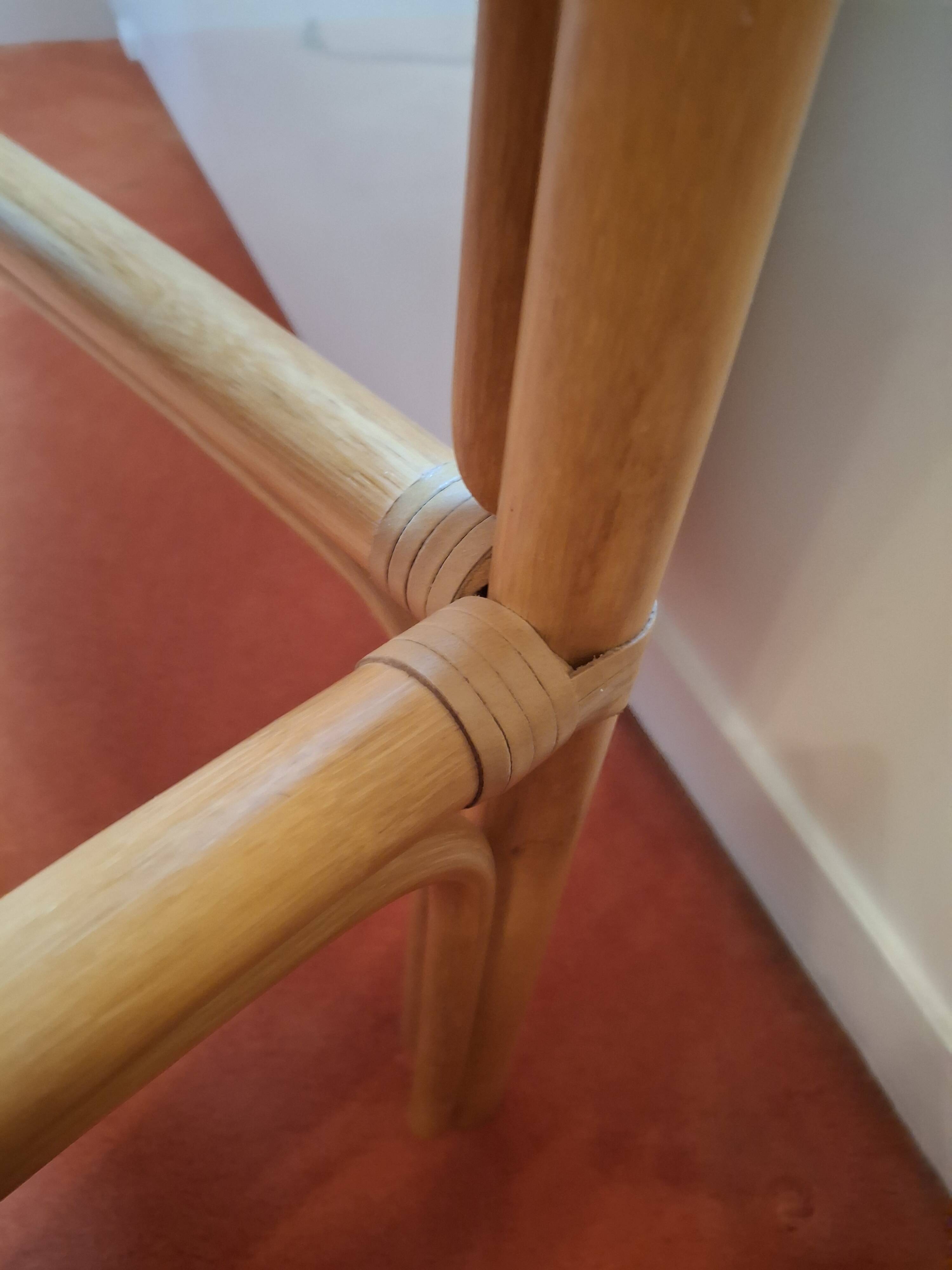 dresser with 2 drawers