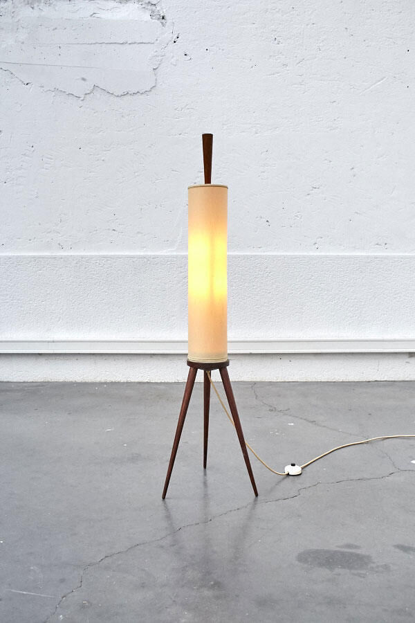 Scandinavian floor lamp tripod
