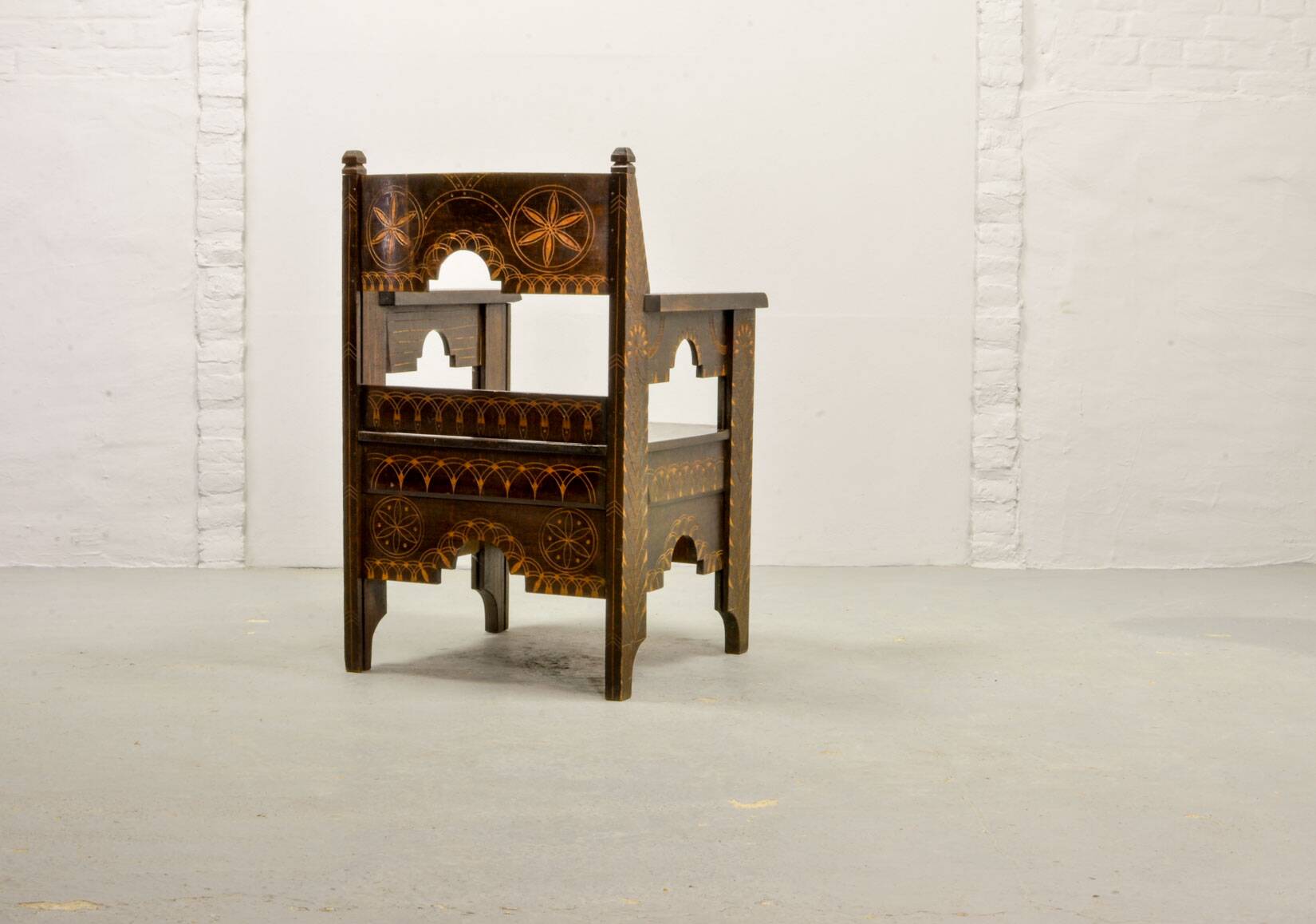 Set of Middle East Design Carved Wooden Moorish Decorated Side Chairs 1950s