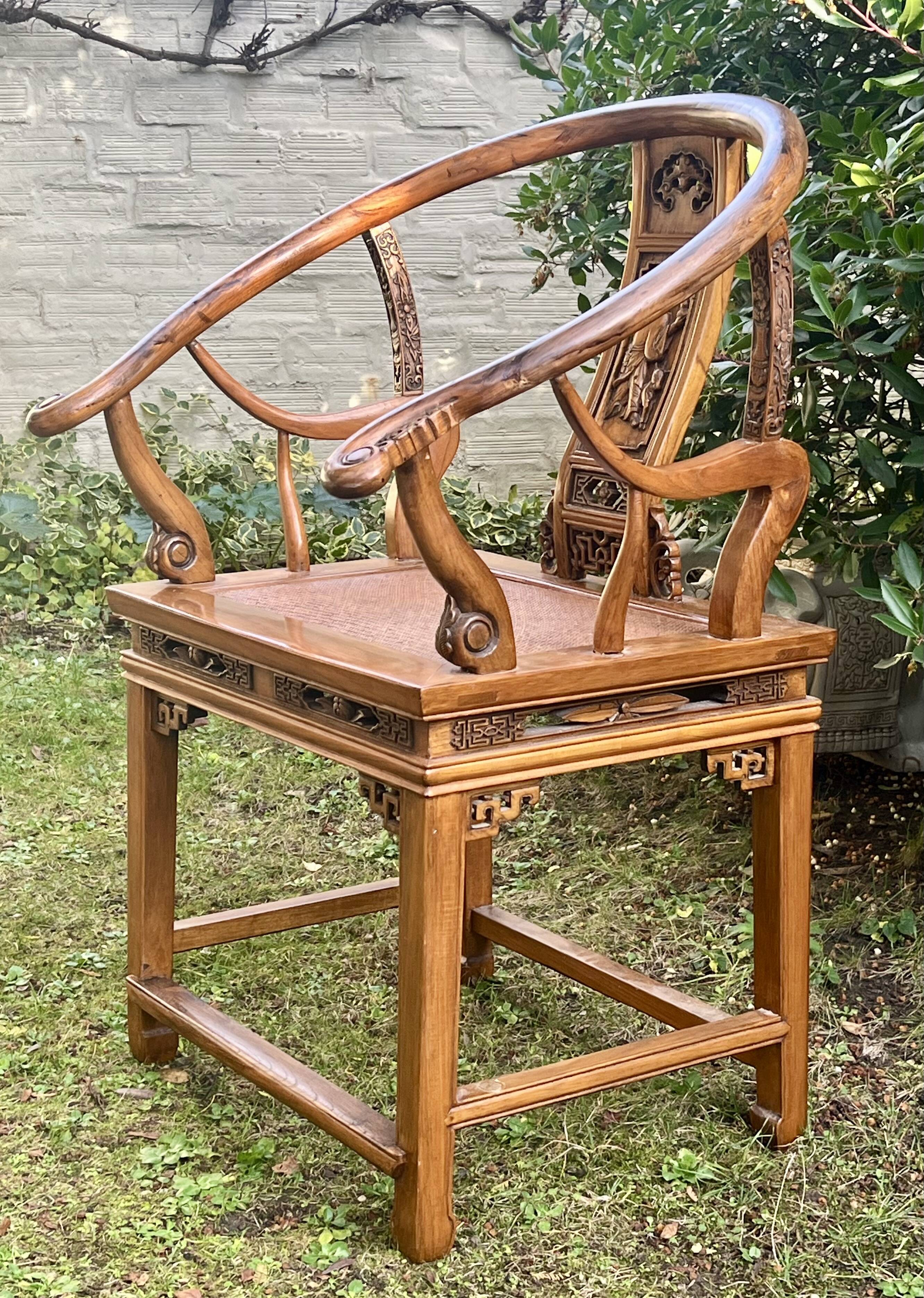 Chinese armchair - horseshoe - Very good condition