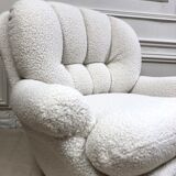 Vintage 80s shell armchair in curly wool