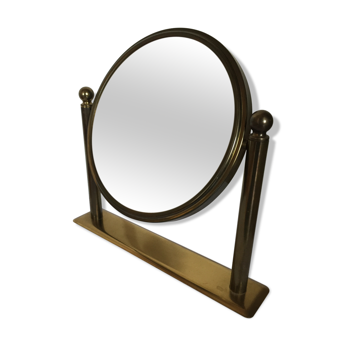 Pivoting brass mirror 24x26cm