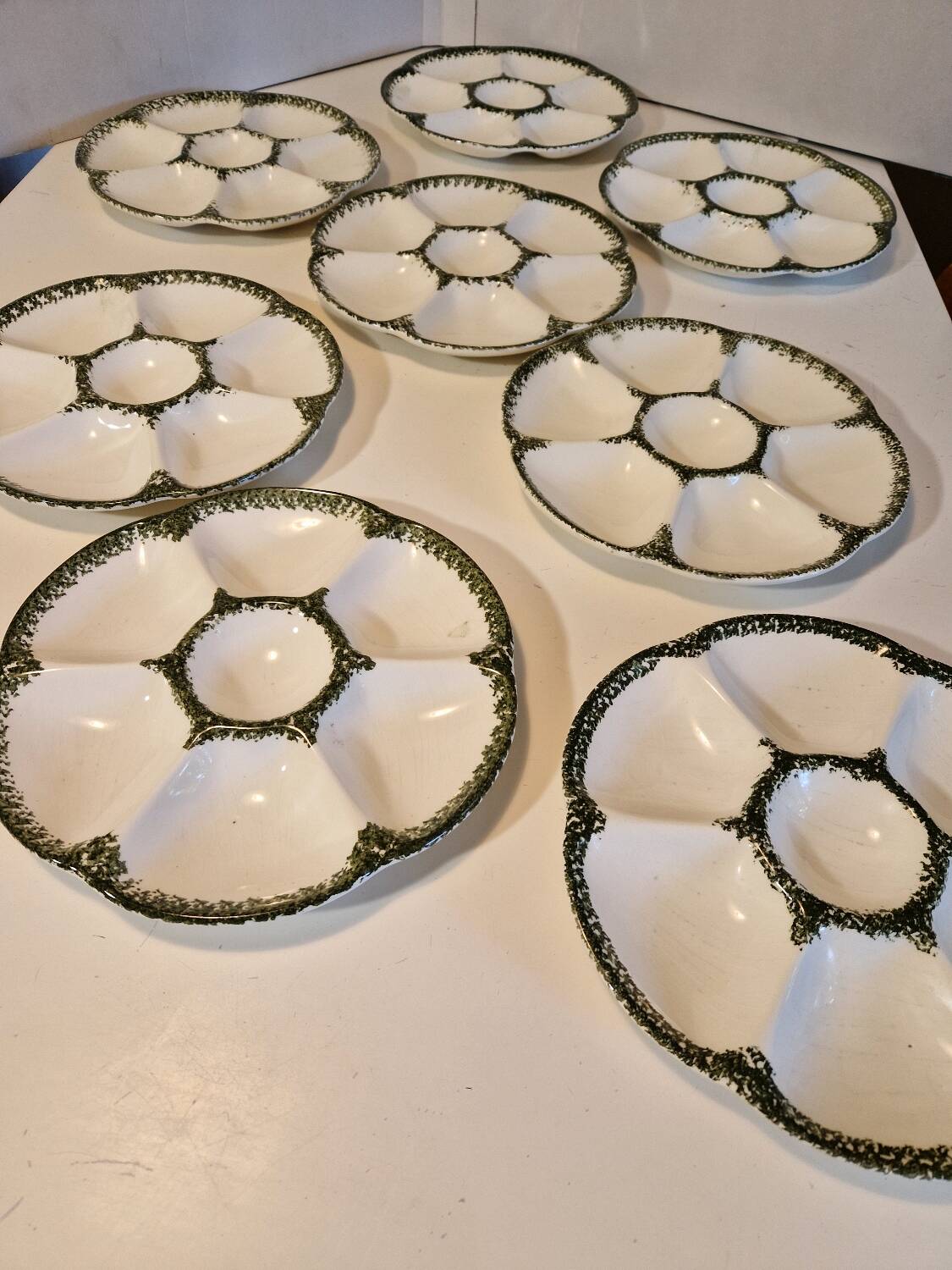 Lot of 8 oyster plates in GIEN France barbotine earthenware stamped