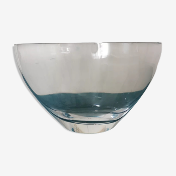 Vase en verre coque de bateau