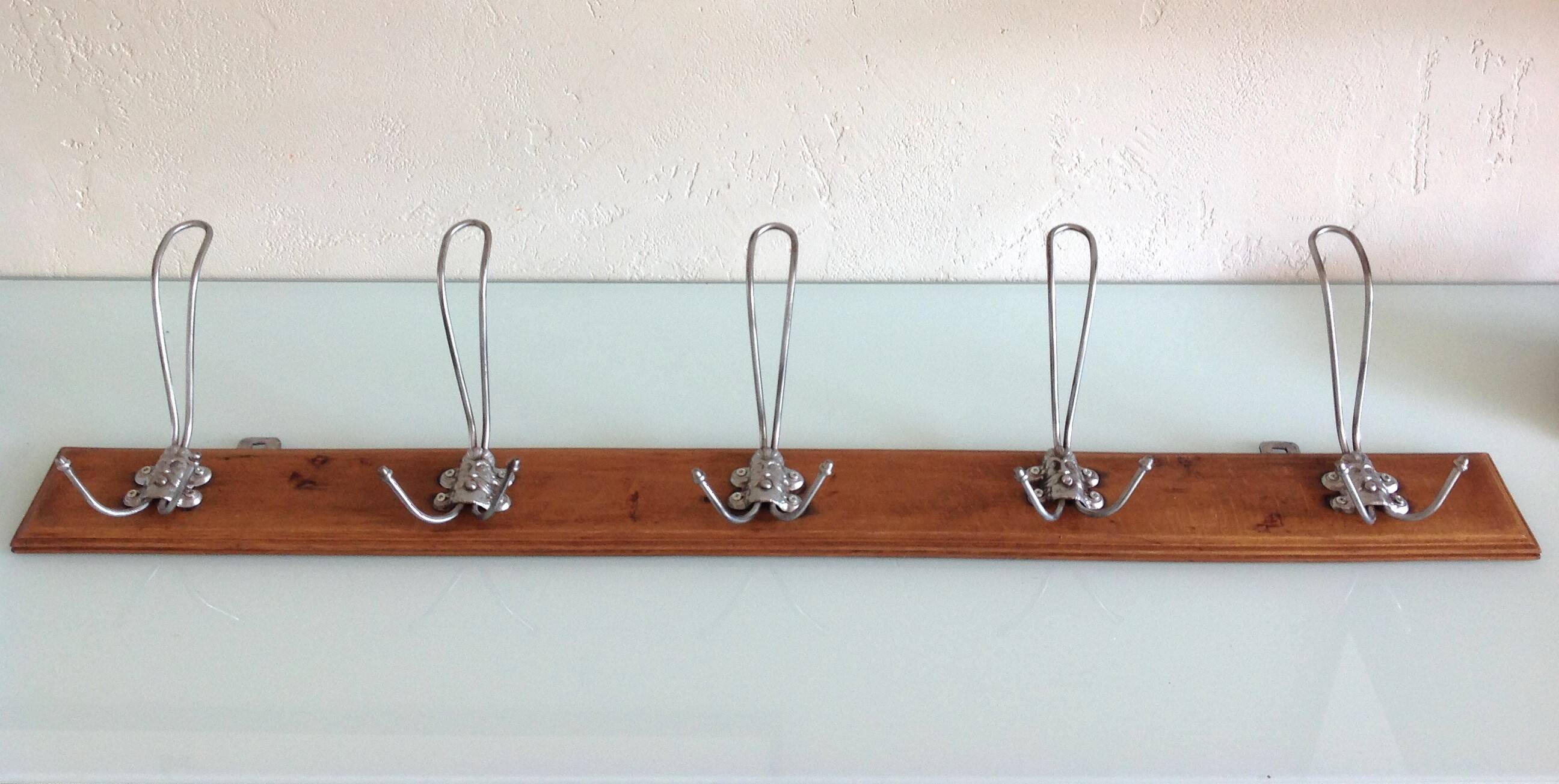 Vintage five-headed wooden coat rack from the 30s/40s