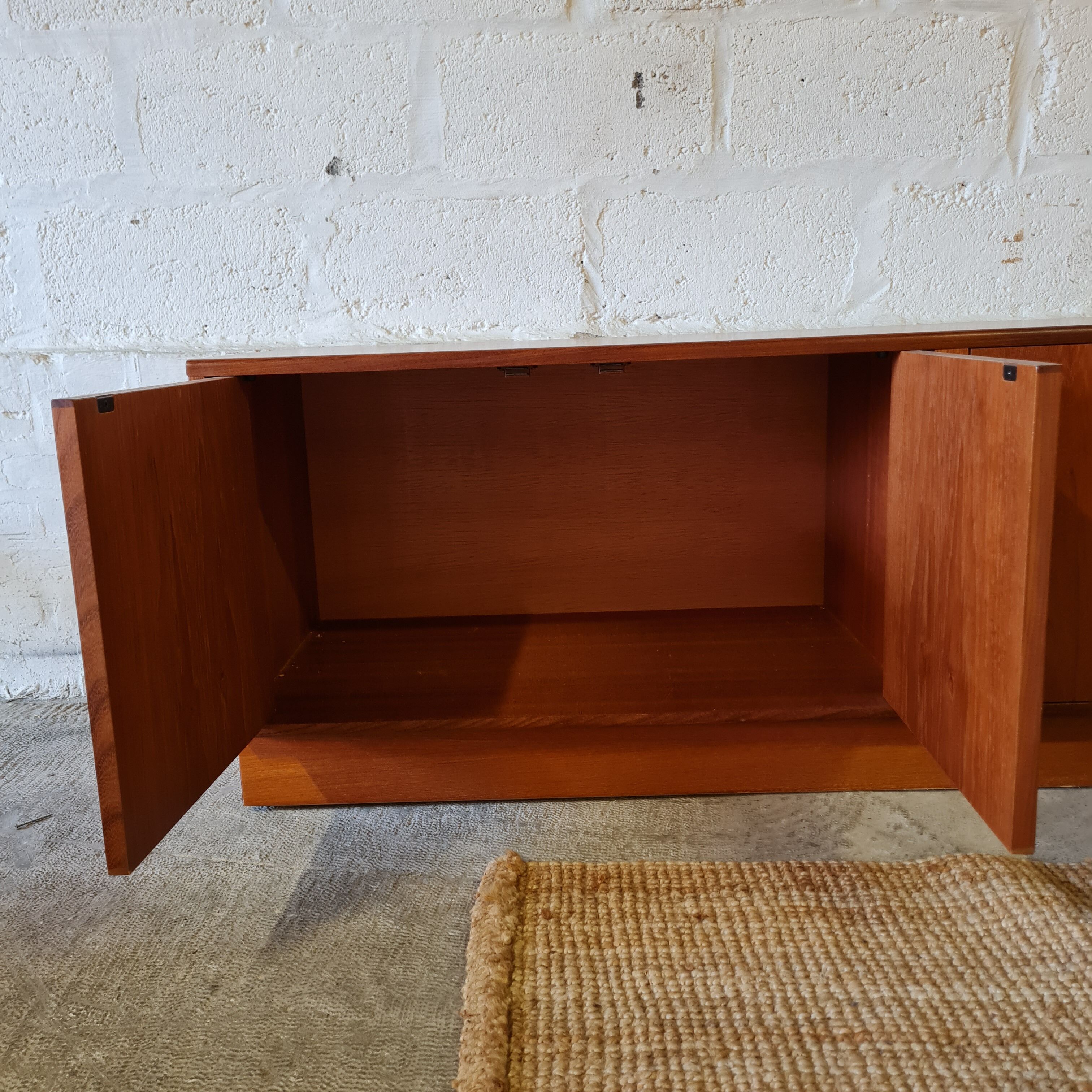 Teak sideboard G-Plan from the 70s