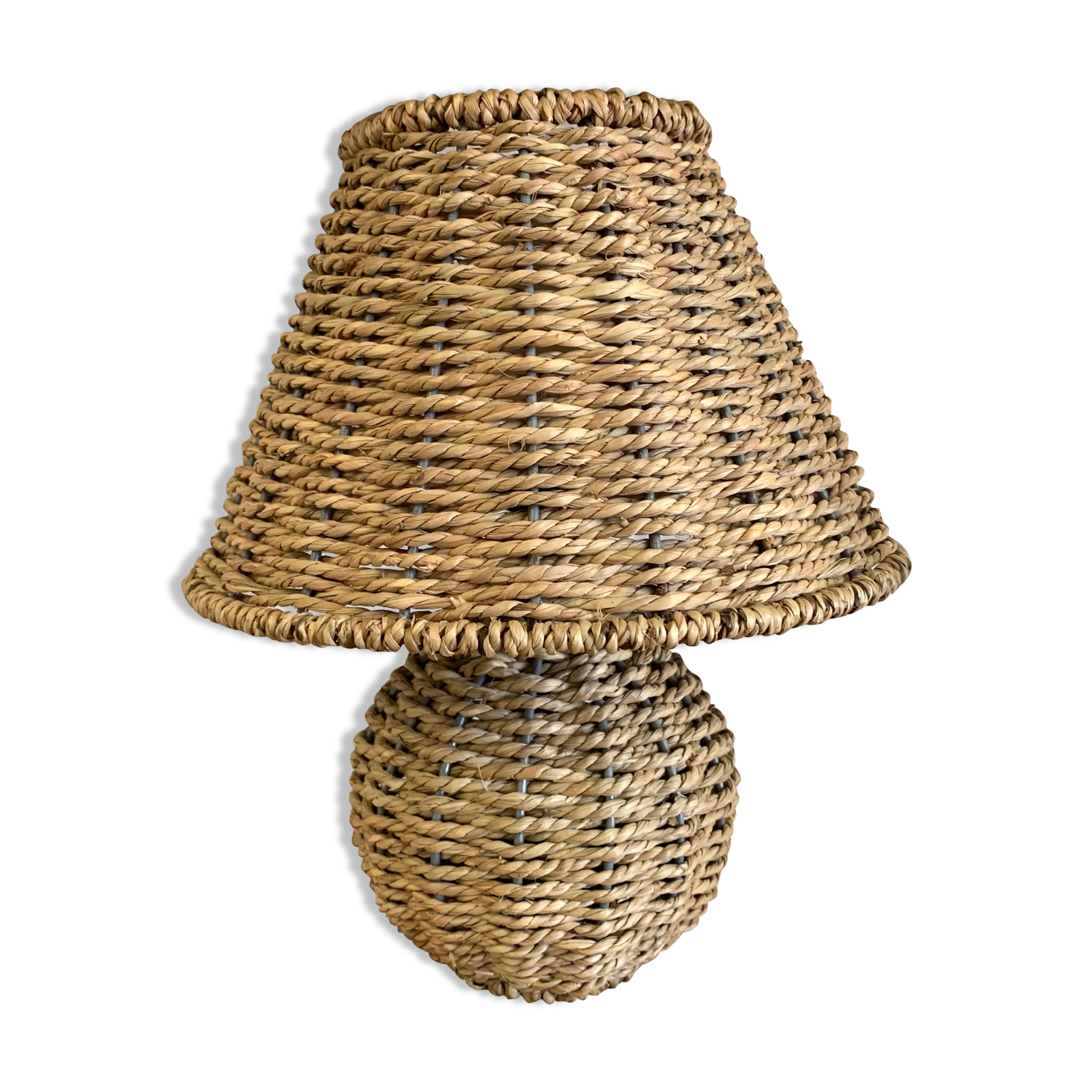 Lampe de chevet en osier