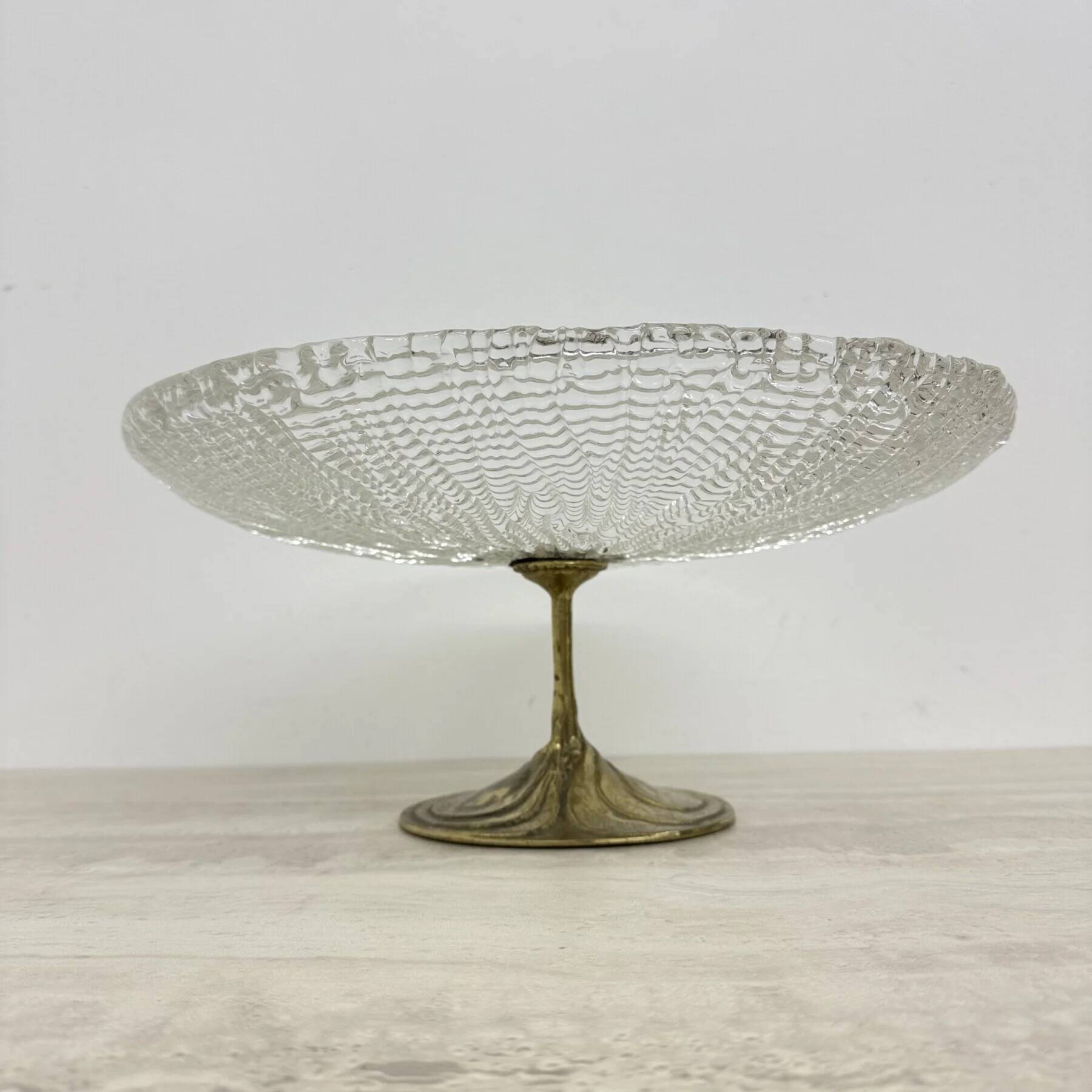 Mid-century design centrepiece crystal and brass bowl, 1960s