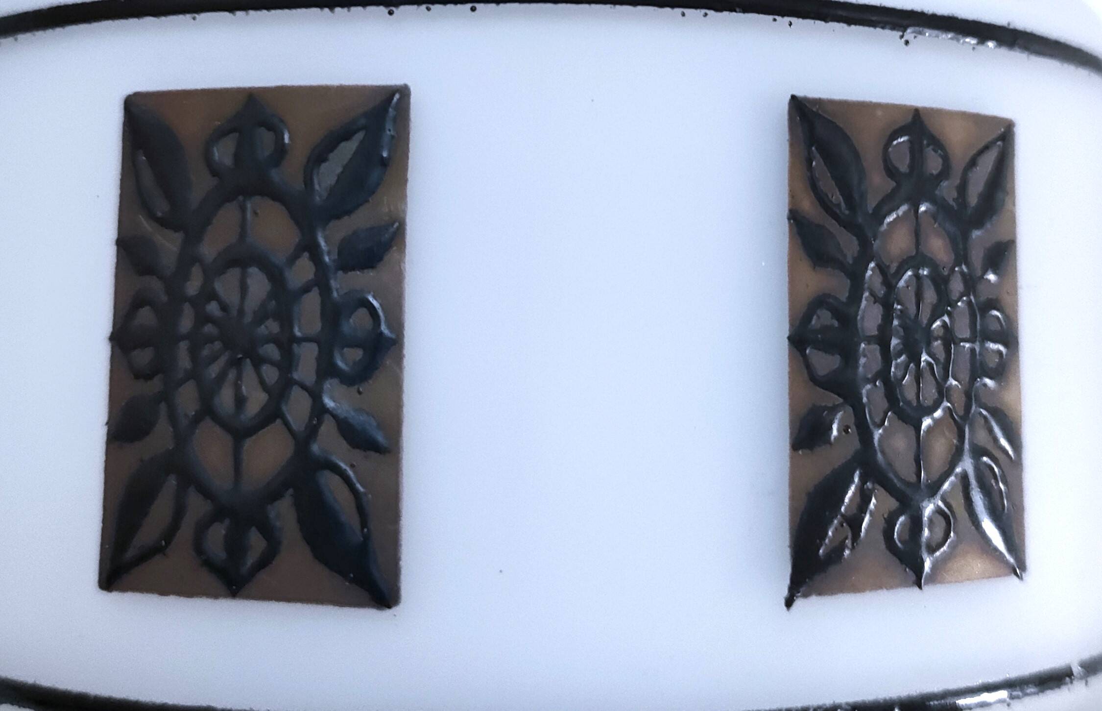 Opaline lamp base frieze stylized flowers 70s