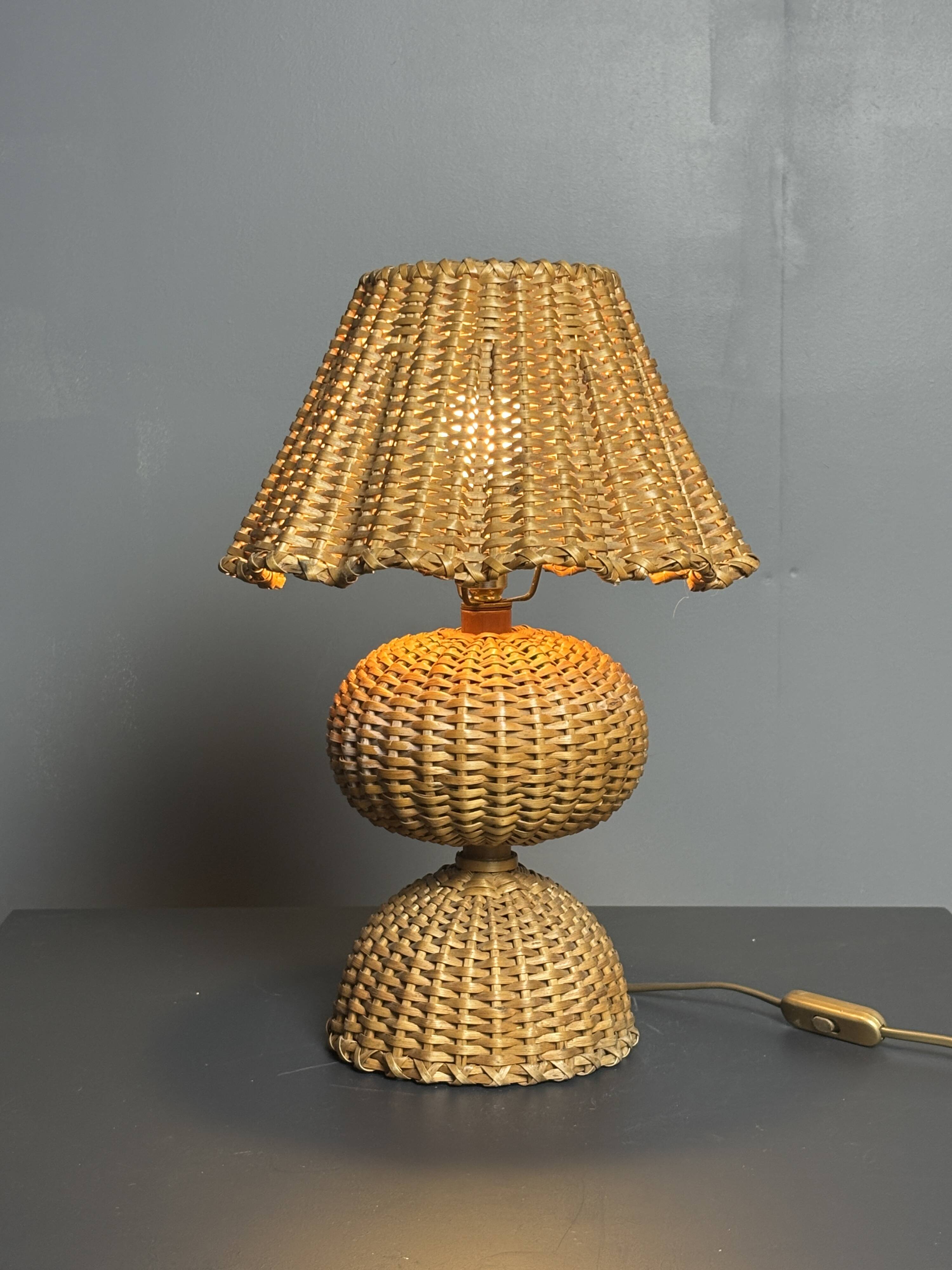 Midcentury rattan wicker mushroom table lamp, 1950s