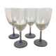 Verres striés à pied bleu