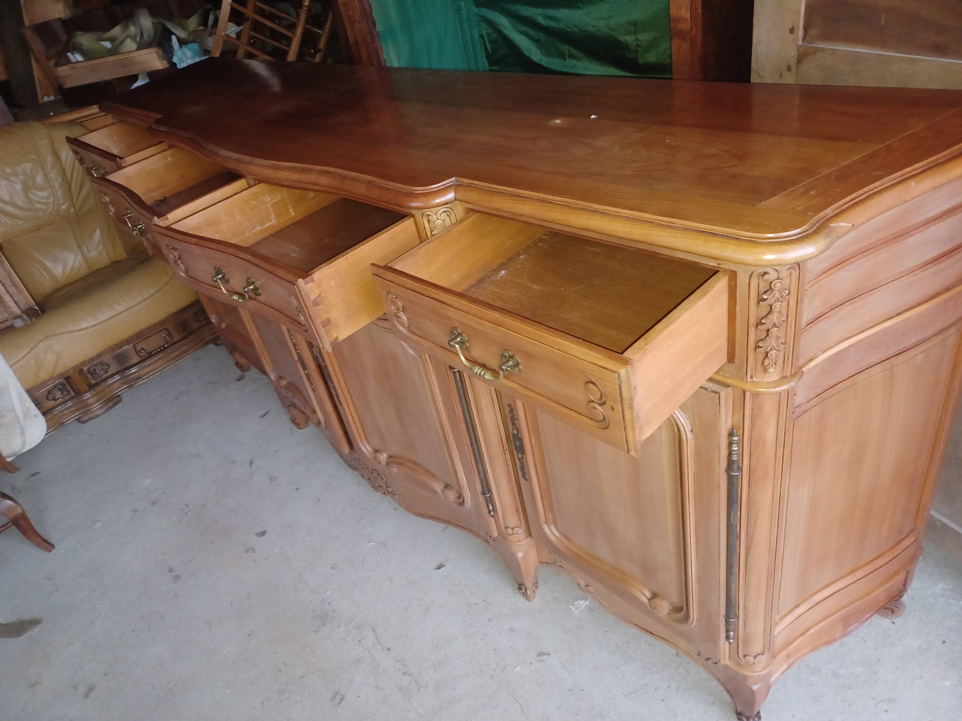 Sideboard