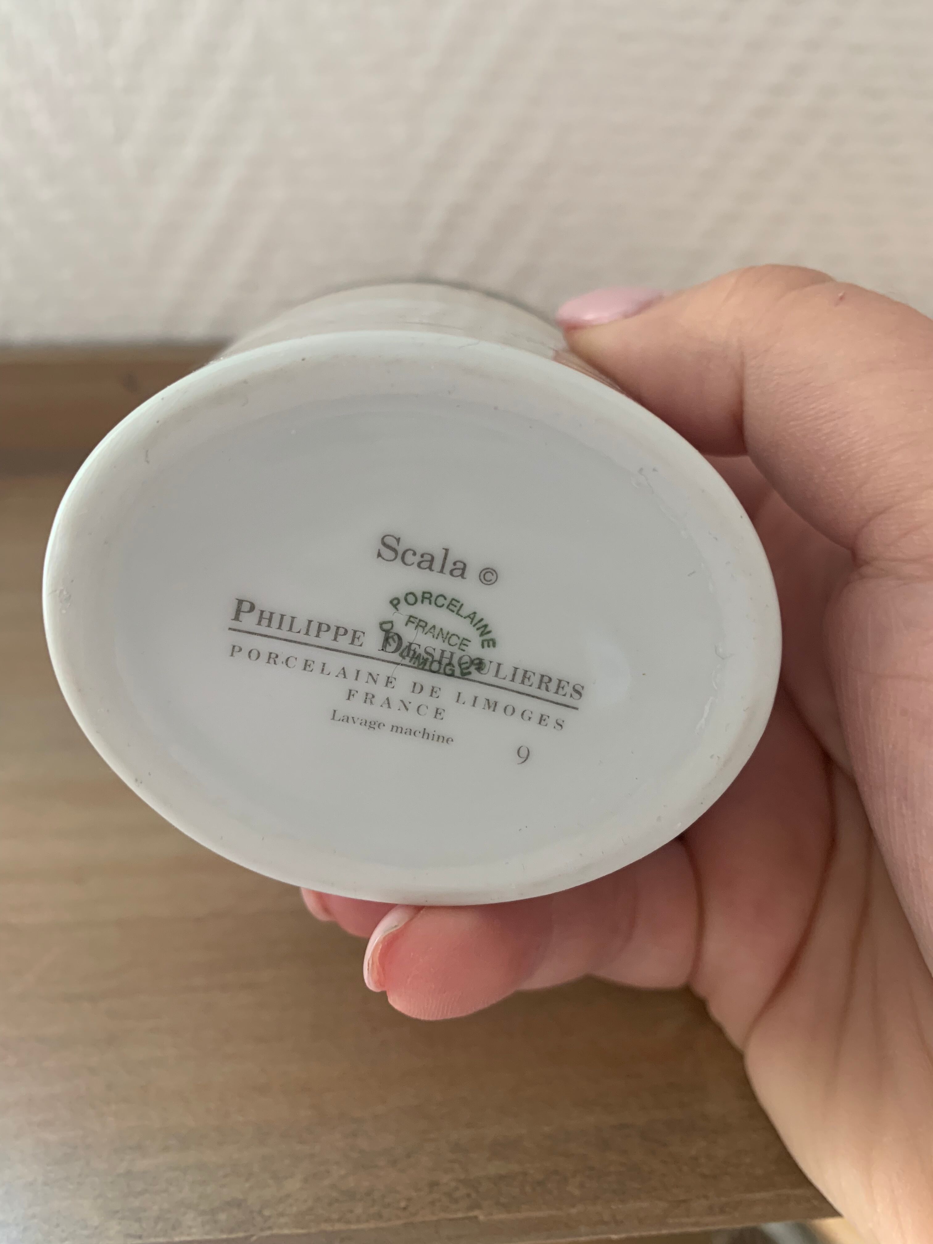 Deshoulieres porcelain cream pot