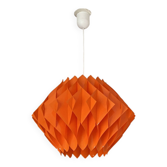 Butterfly pendant light by Lars Shioler. 1960.