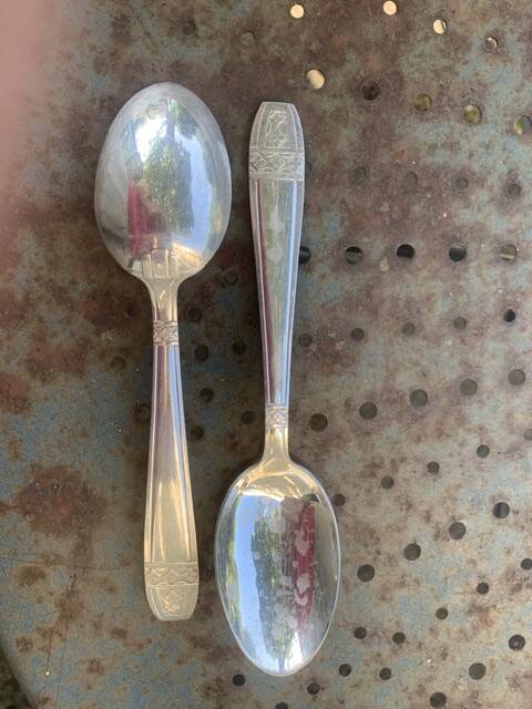 Cutlery set consisting of 49 pieces in silver metal, antique and collector's item