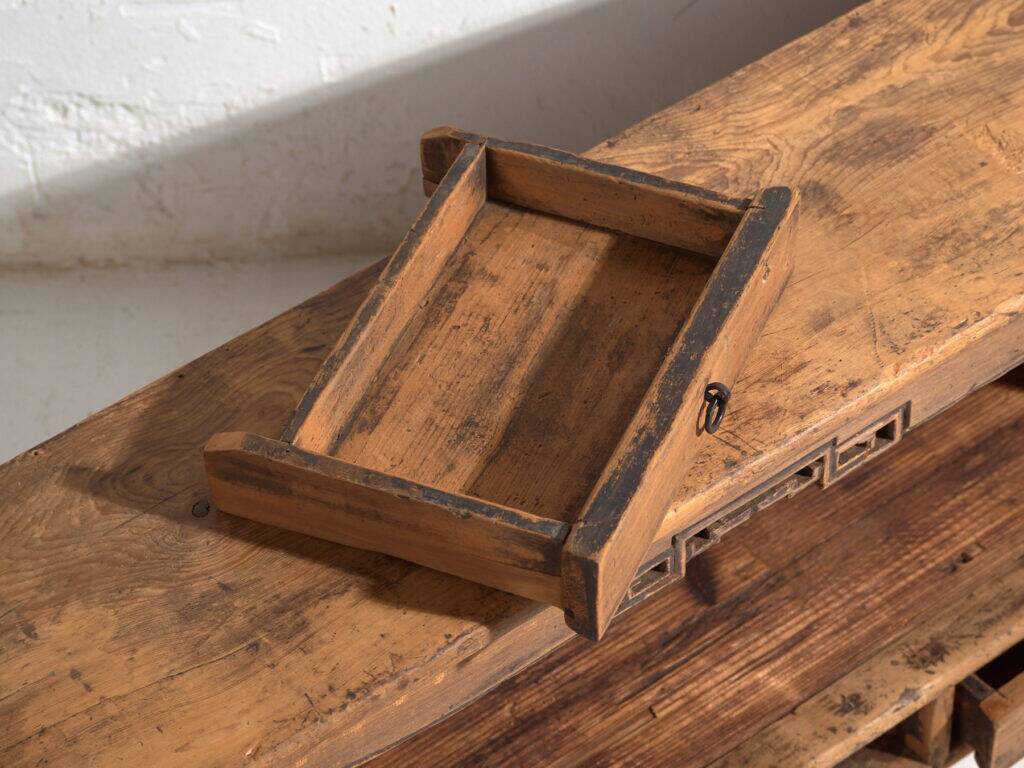 Old pine wood buffet – China, circa 1930