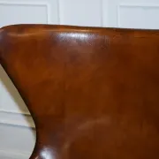 Chaise Egg Vintage Teintée à la Main en Brun Whisky