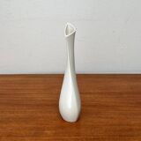 White sculptural German vase from the mid-century by Peter Müller for Sgrafo Modern, 1960s.