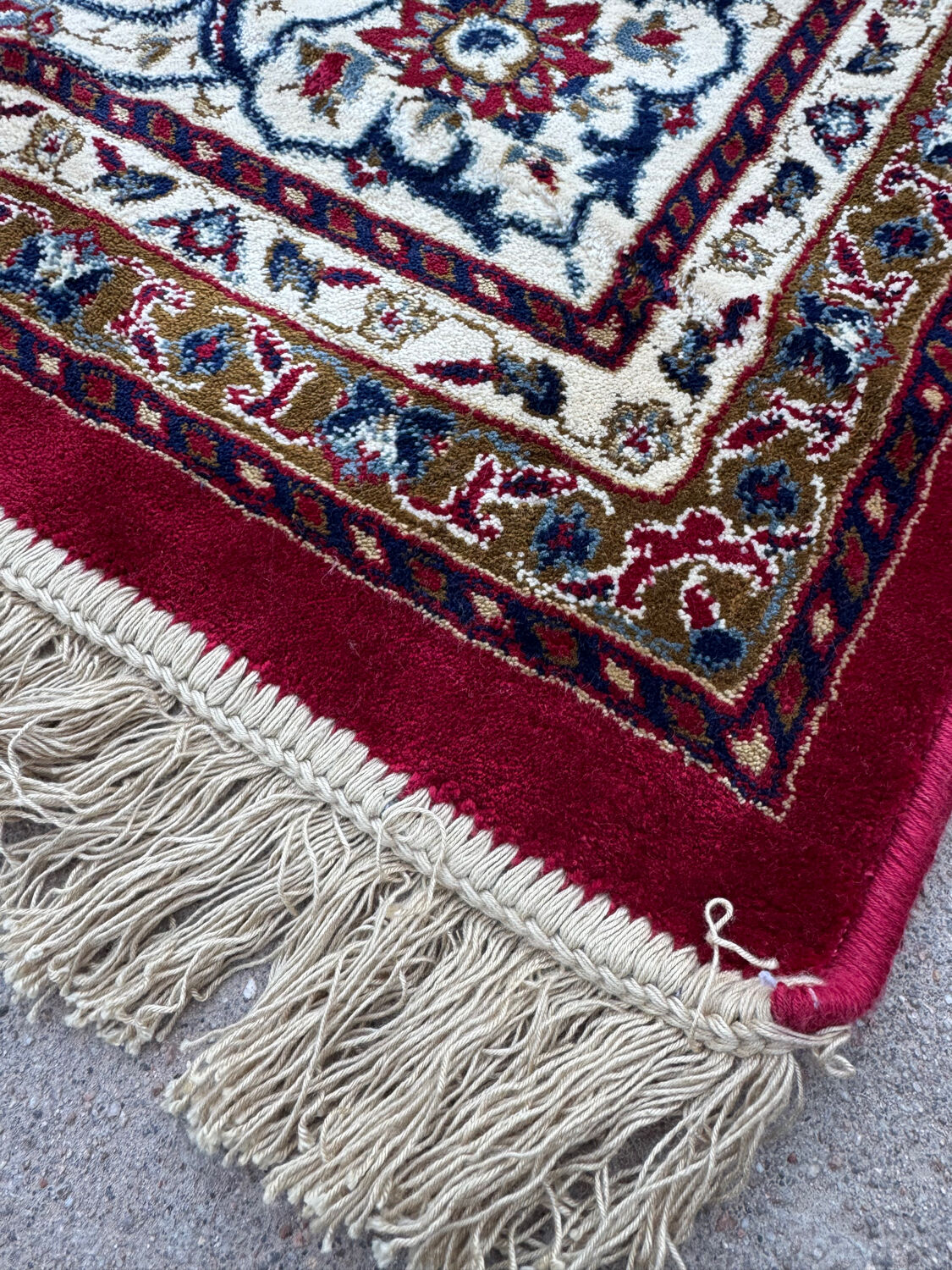 Large Kashmir carpet
