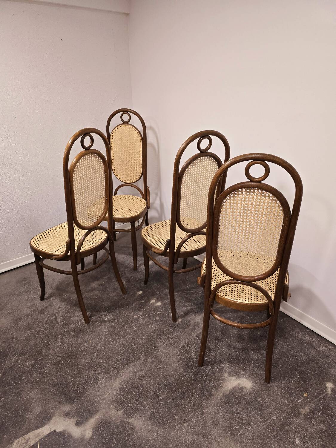 Chaises de salle à manger, bois courbé, M 17, dossier haut, 1 sur 4