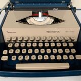 Remington Envoy III Sperry Rand 1970 typewriter in working condition