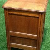Table de chevet en chêne doré coiffée d' un plateau mouluré niche avec tablette années 1930