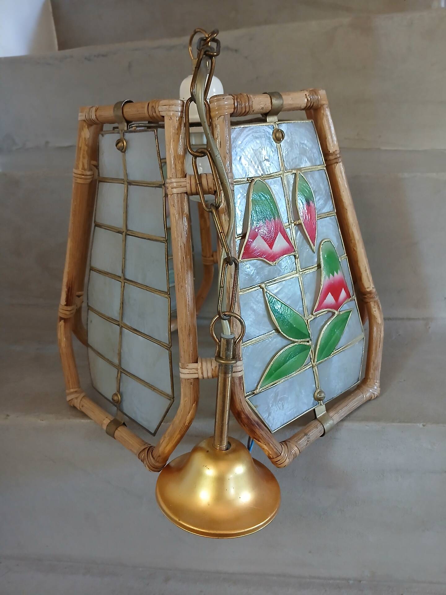 Suspension vintage rotin et nacre