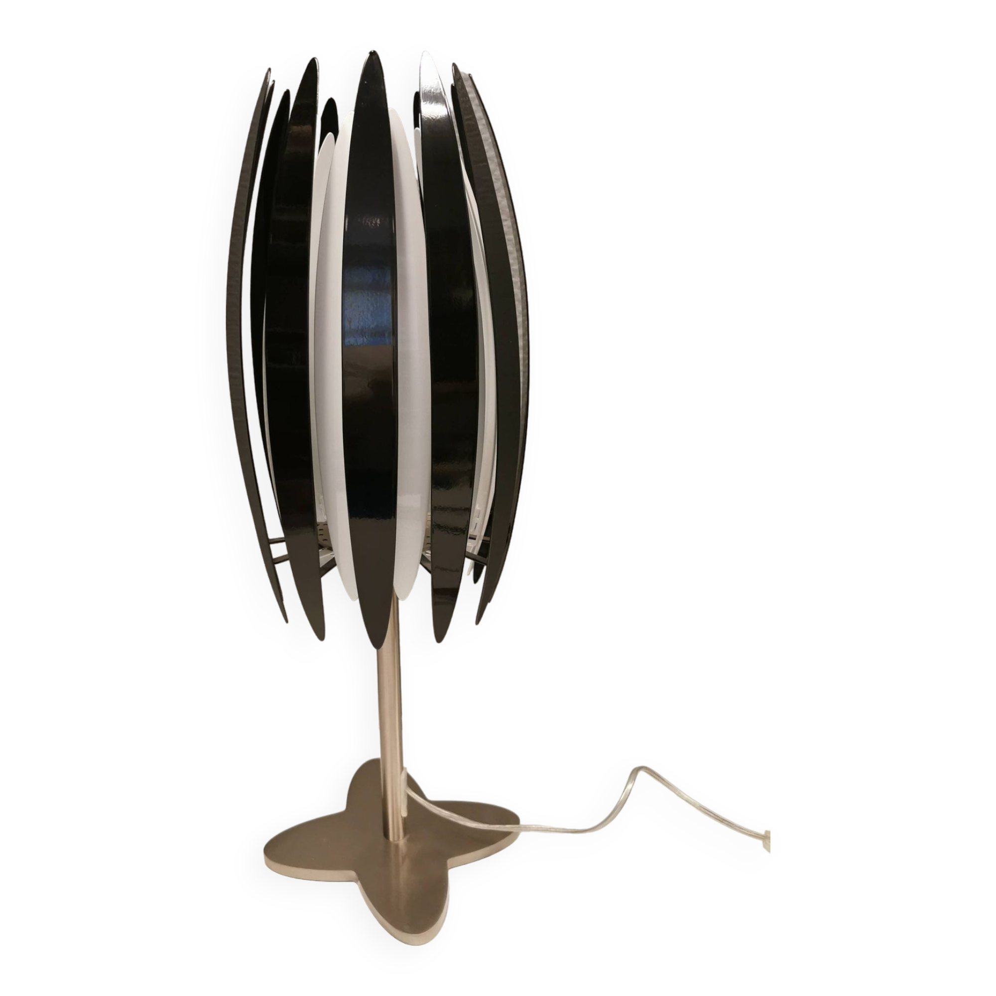 Large table lamp designed by Benny Frandsen for Frandsen Lightning in the mid-1980s.