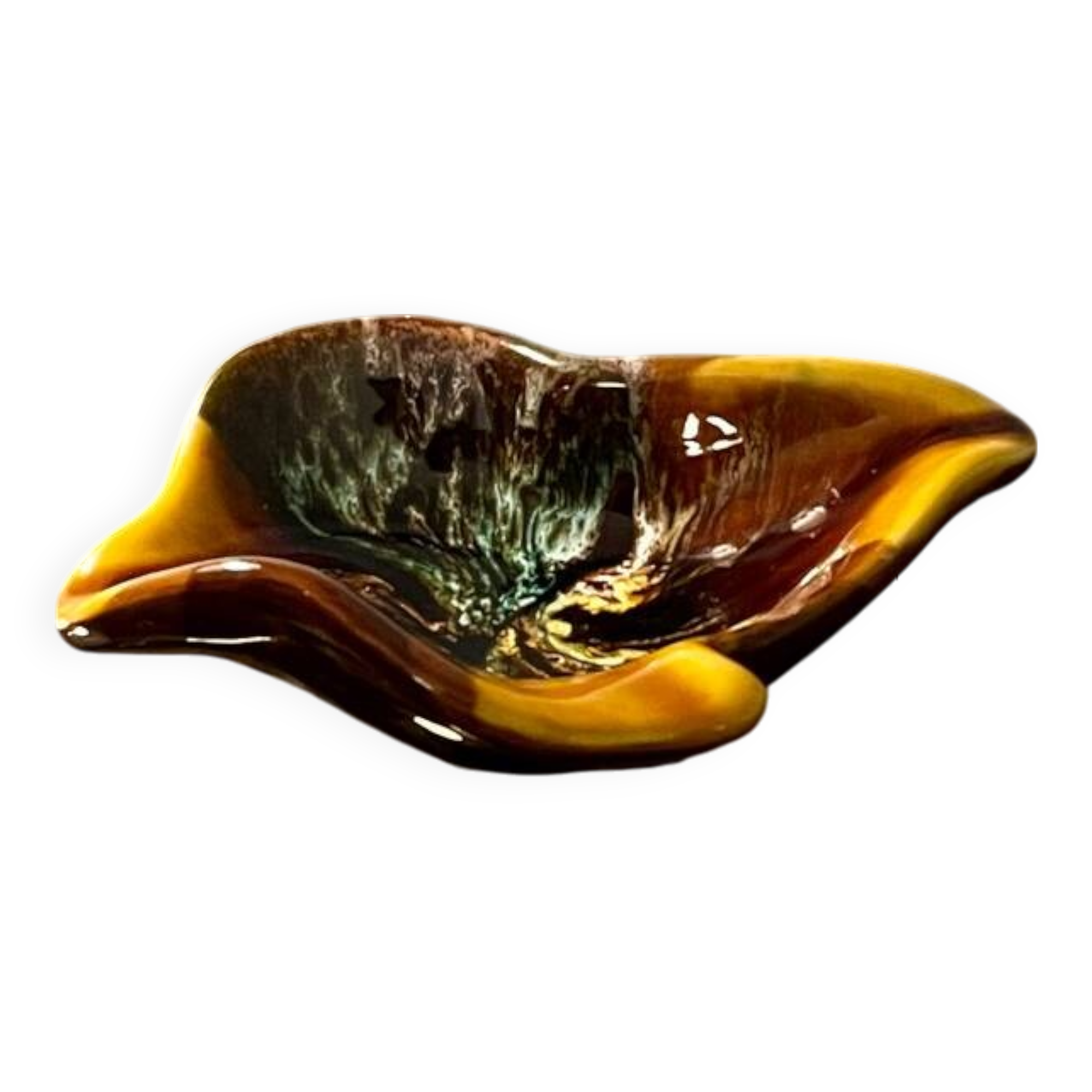 Vine leaf pocket emptier, characteristic of Vallauris