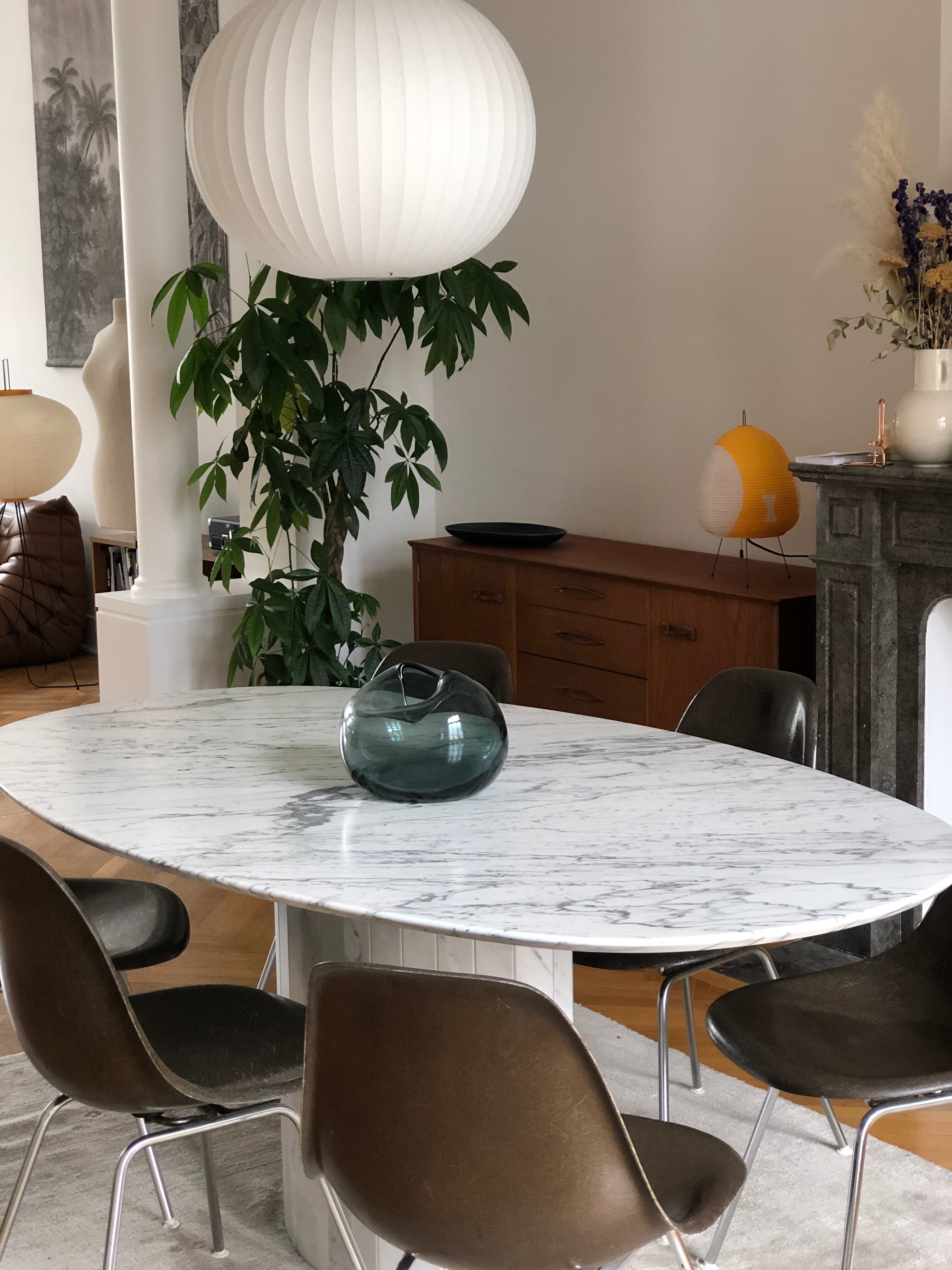 Table marbre arabescato Italie vintage