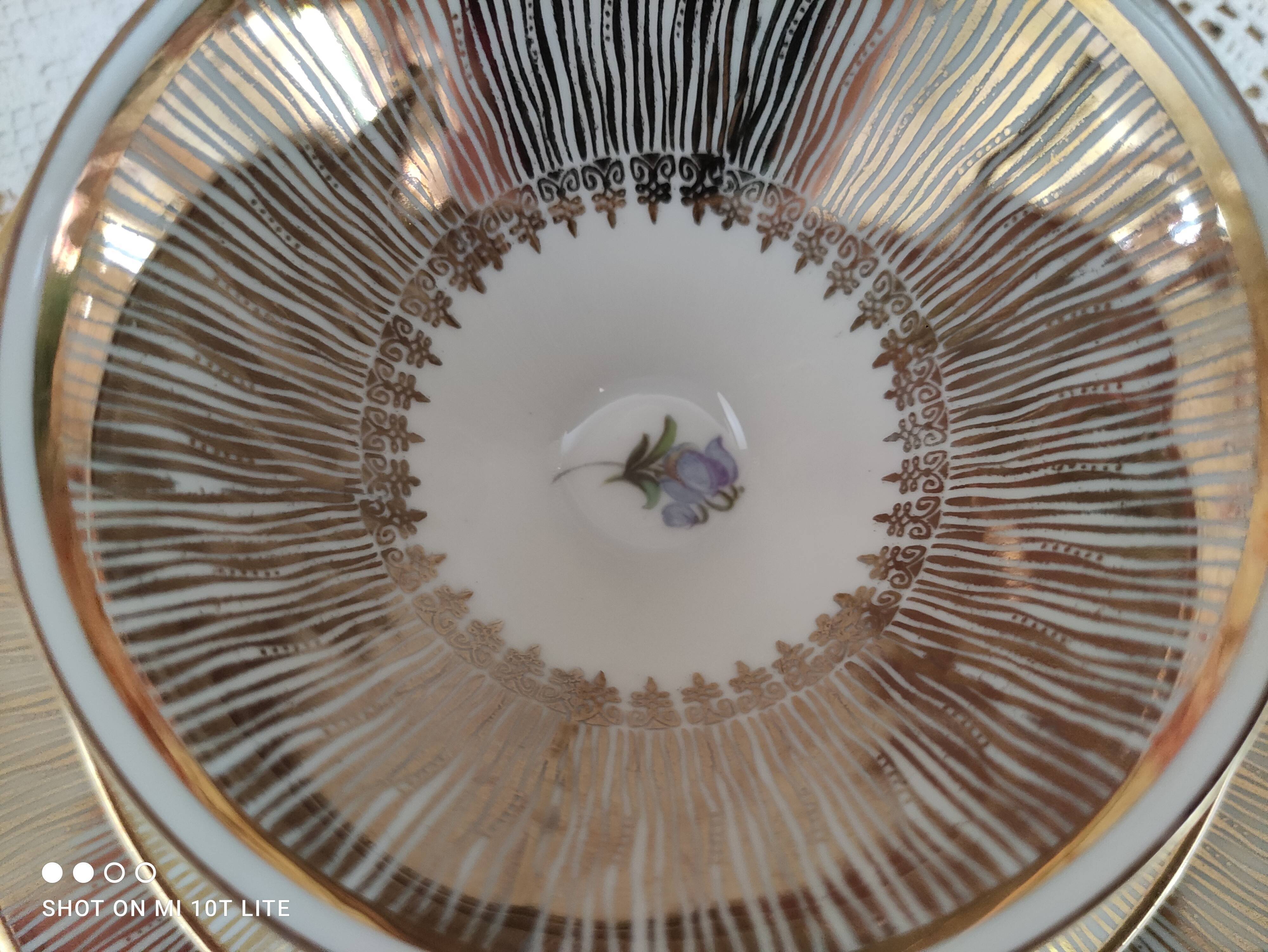 Head to head in porcelain Bavaria 6 pieces floral decoration and gilding