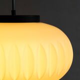 Lampe à Suspension Vintage Tchécoslovaque en Verre Blanc par Osvětlovací Sklo, 1070