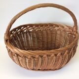 Oval wicker basket-one handle
