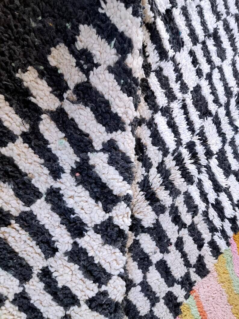 Handmade pure wool rug, size 150 x 250 cm