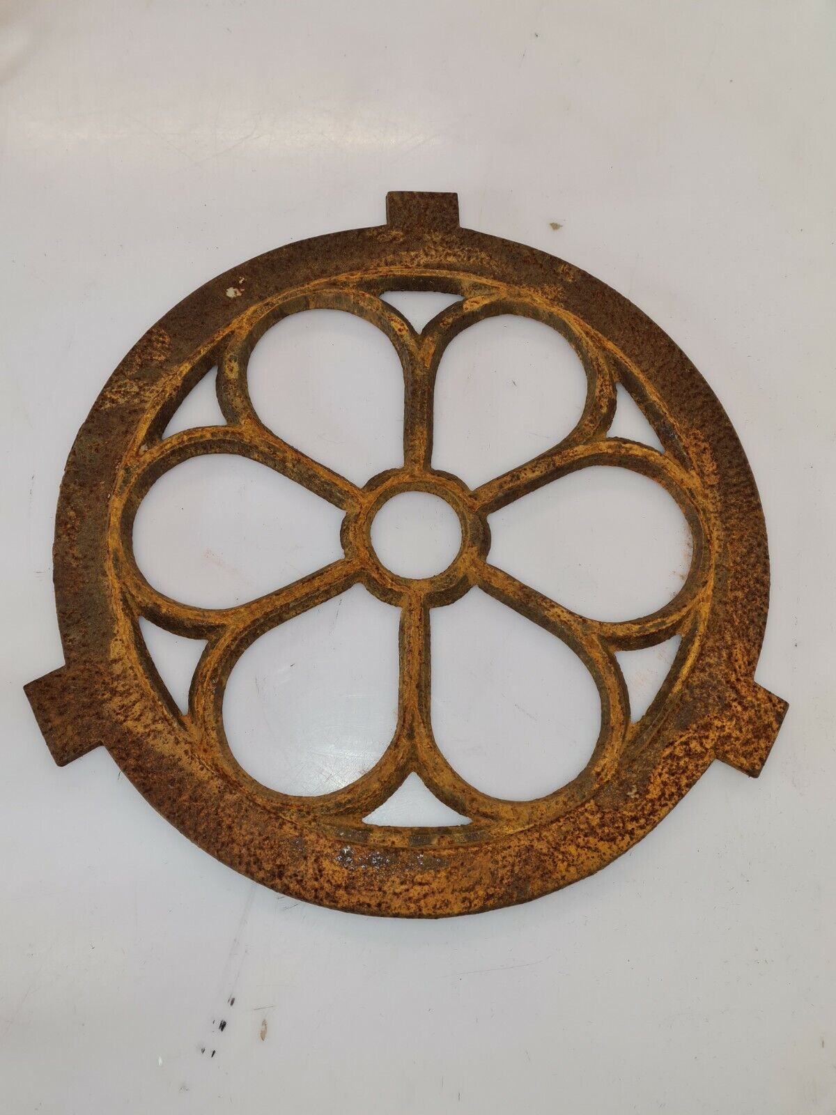 Cast iron bull's eye window