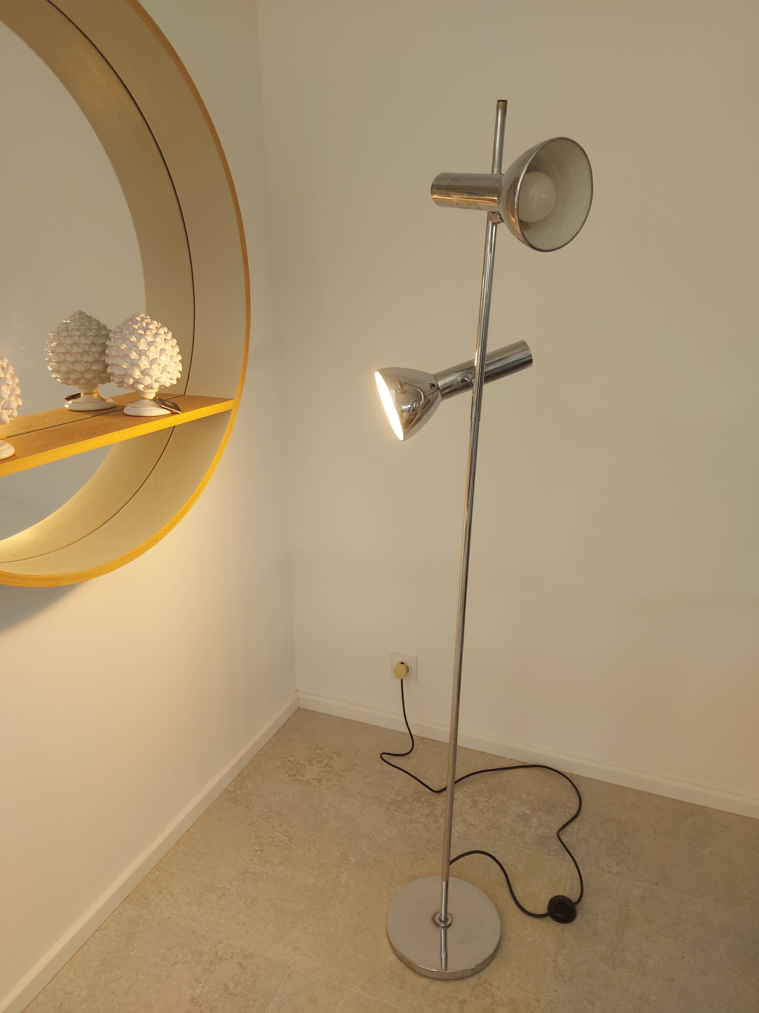 Vintage 70'S chrome floor lamp