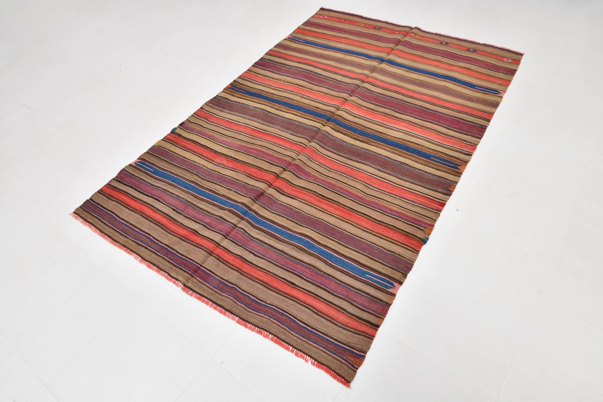 Burgundy & Brown Vintage Kilim Rug, 140x214Cm
