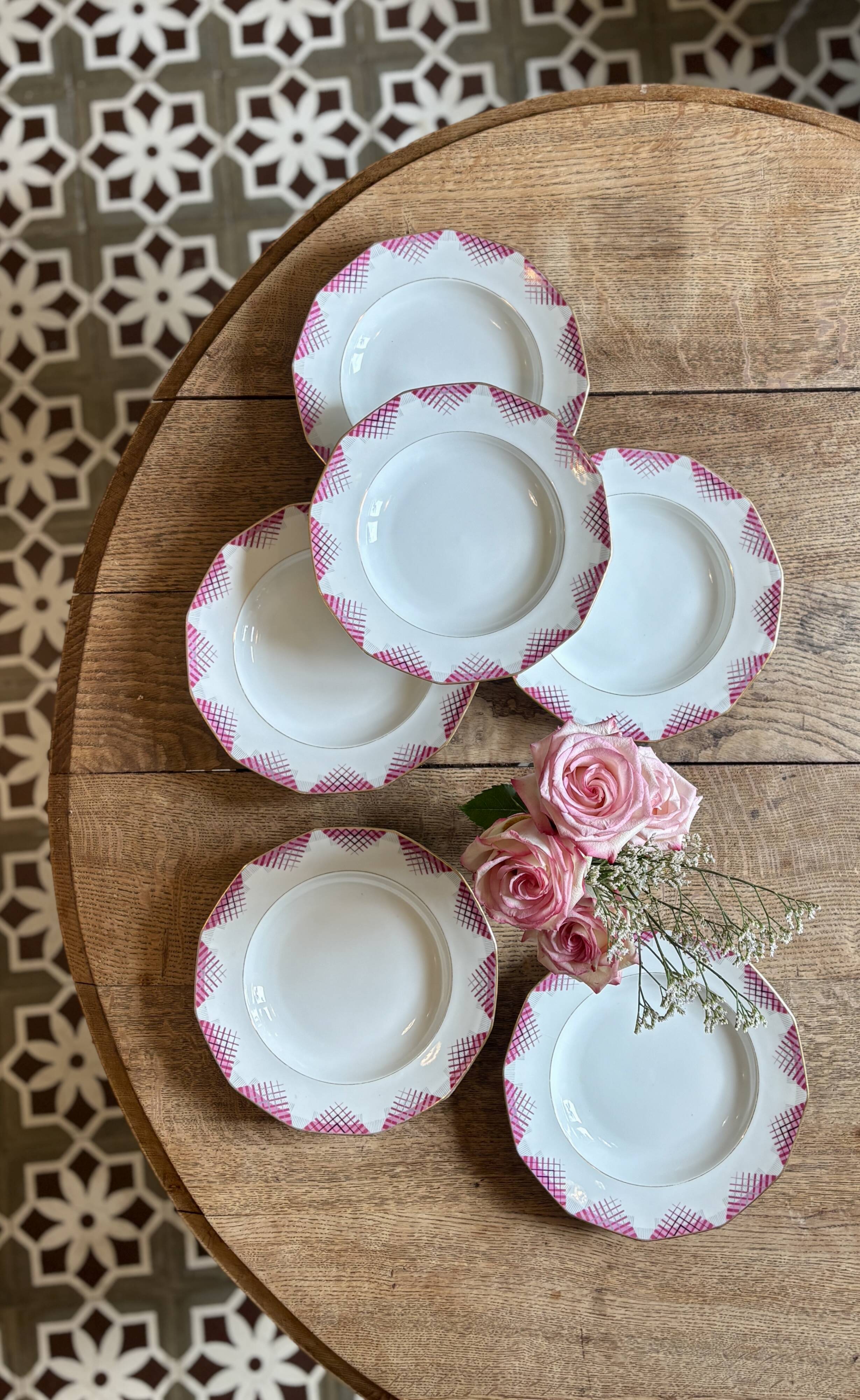 Set of 6 vintage porcelain deep plates