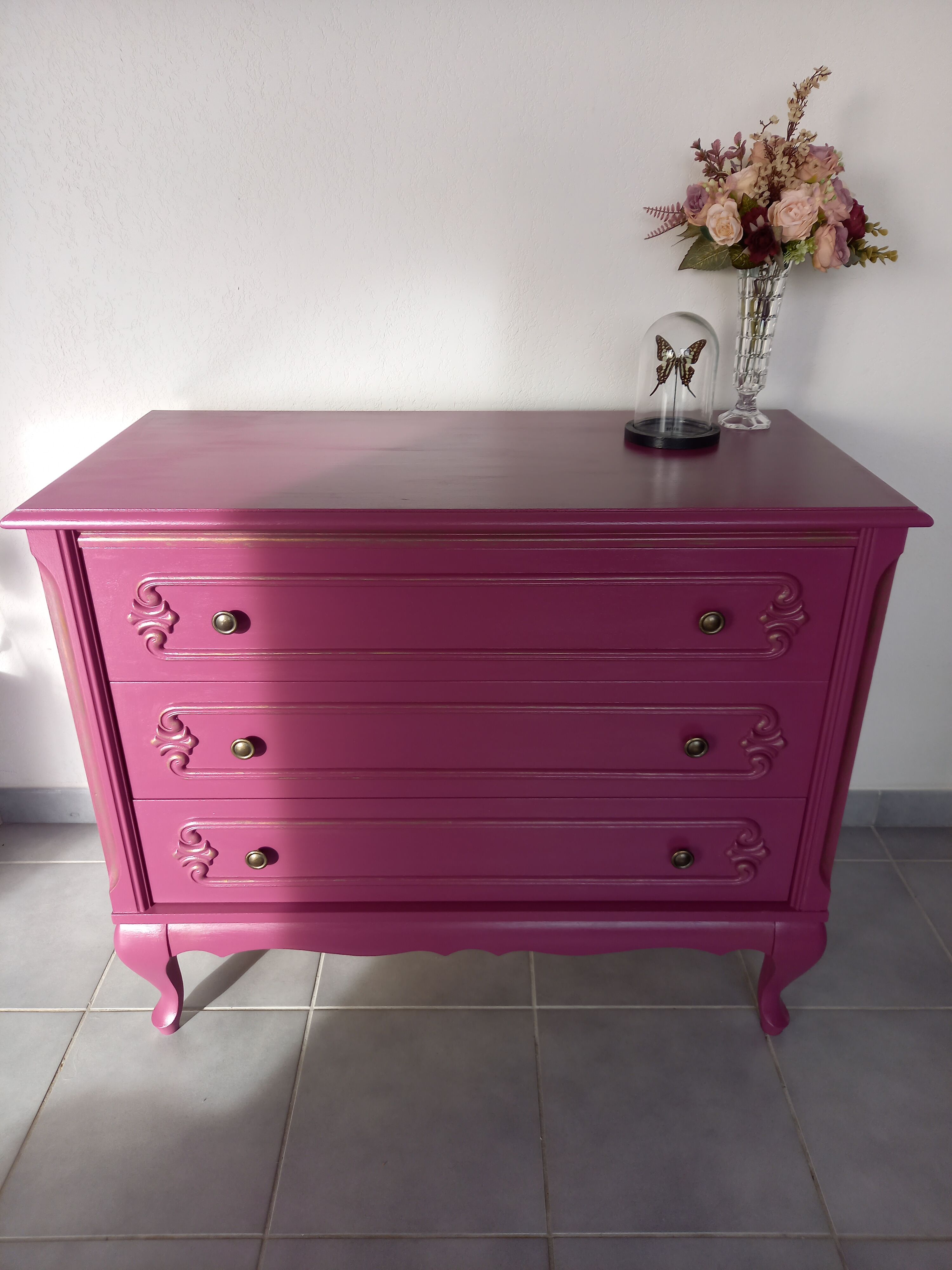 Baroque chest of drawers berry and bronze