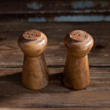 Brutalist salt and pepper set