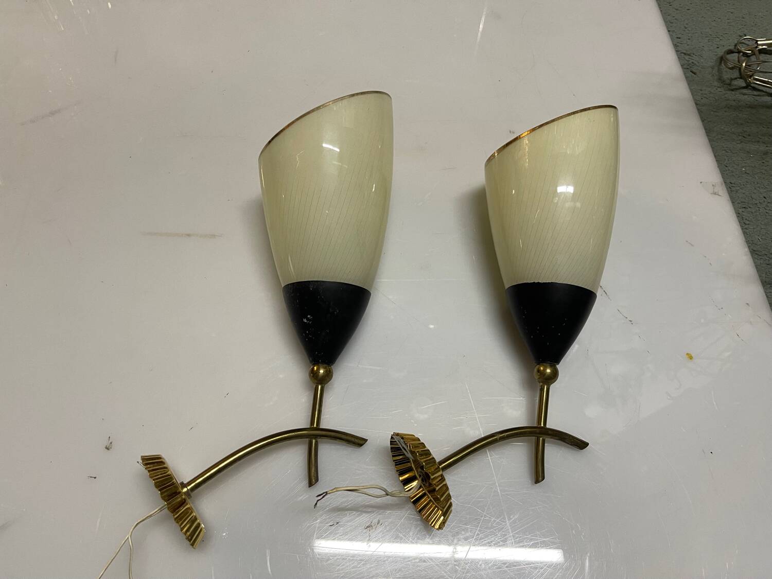 Italian Glass Brass Sconces in the Style of Stilnovo 1960’s