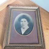 Photo ancienne portrait encadré bois et stuc