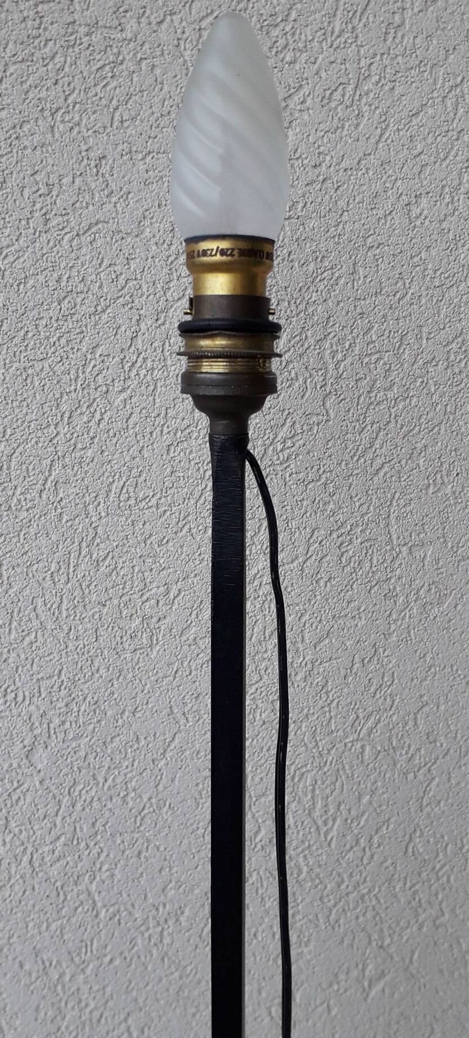 Lampadaire minimaliste en fer