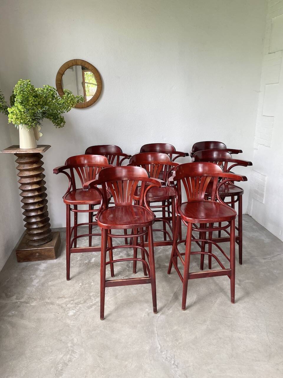 Set of 8 high bistro stools