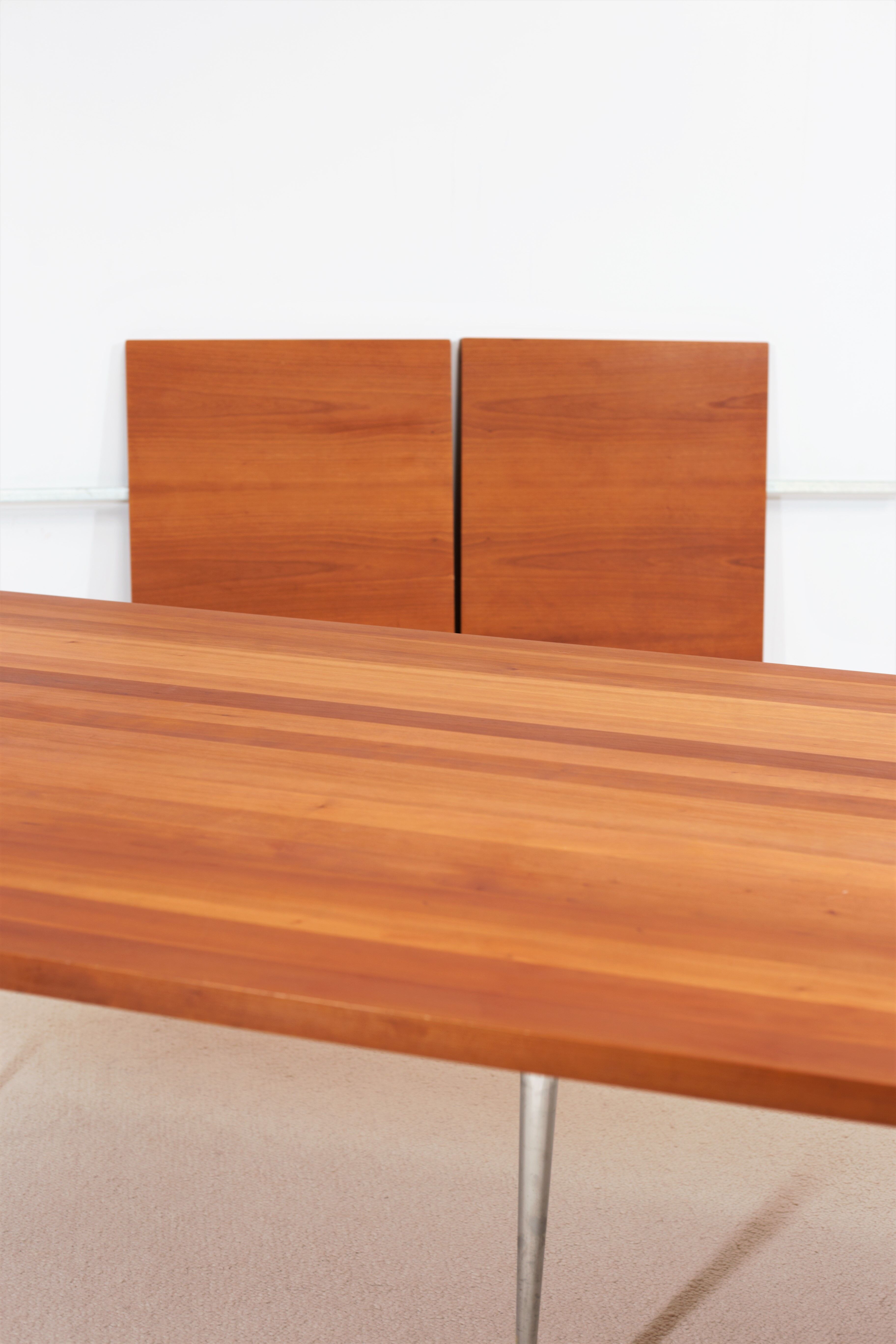 Dining table Brøderen Andersen en Merisier