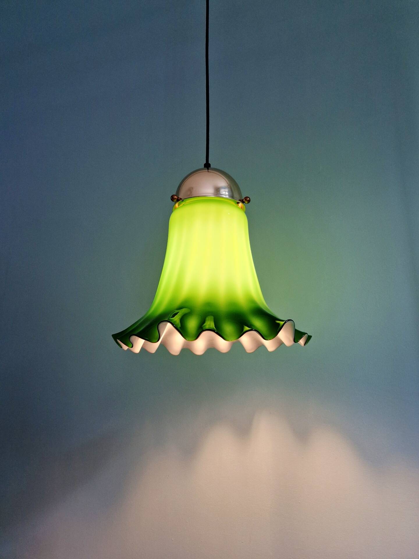 Suspension in green opaline with a scalloped edge, Peill & Putzler, 1970