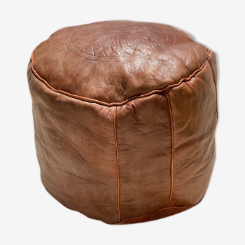 Handmade leather pouf